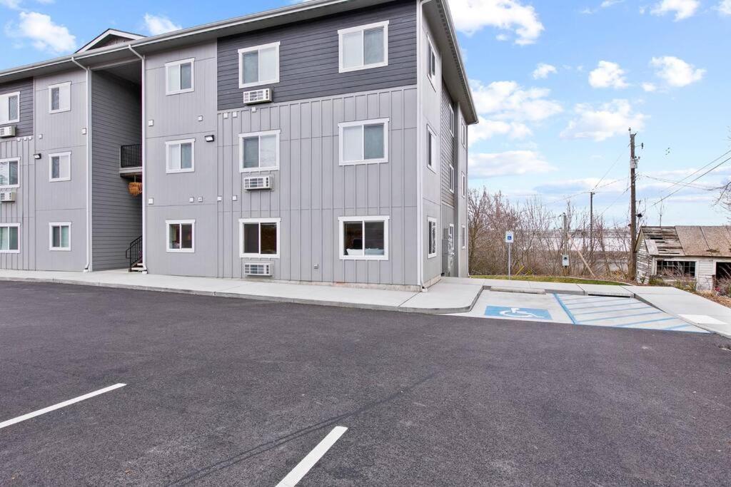 Full Ada Unit - 2 Bed 2 Bath Unit Near Downtown Apartment Spokane Exterior foto